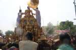 Bouddha passant dans les rue pour que l on puisse arroser d eau, Sonkran Festival