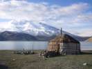 Sur les berges du Karakula Lake
