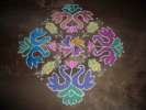 Kolam fait de poudre de couleurs 2